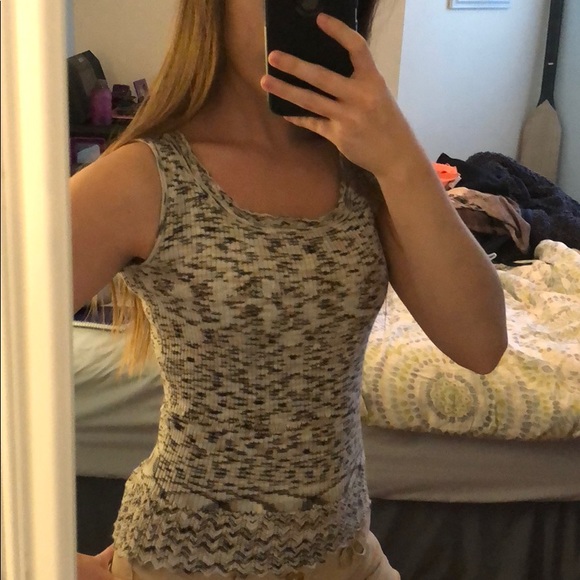 Tank top - Picture 2 of 5